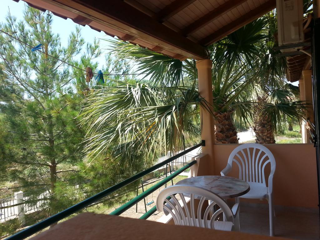 Feakes Apartments Arillas  Exterior foto