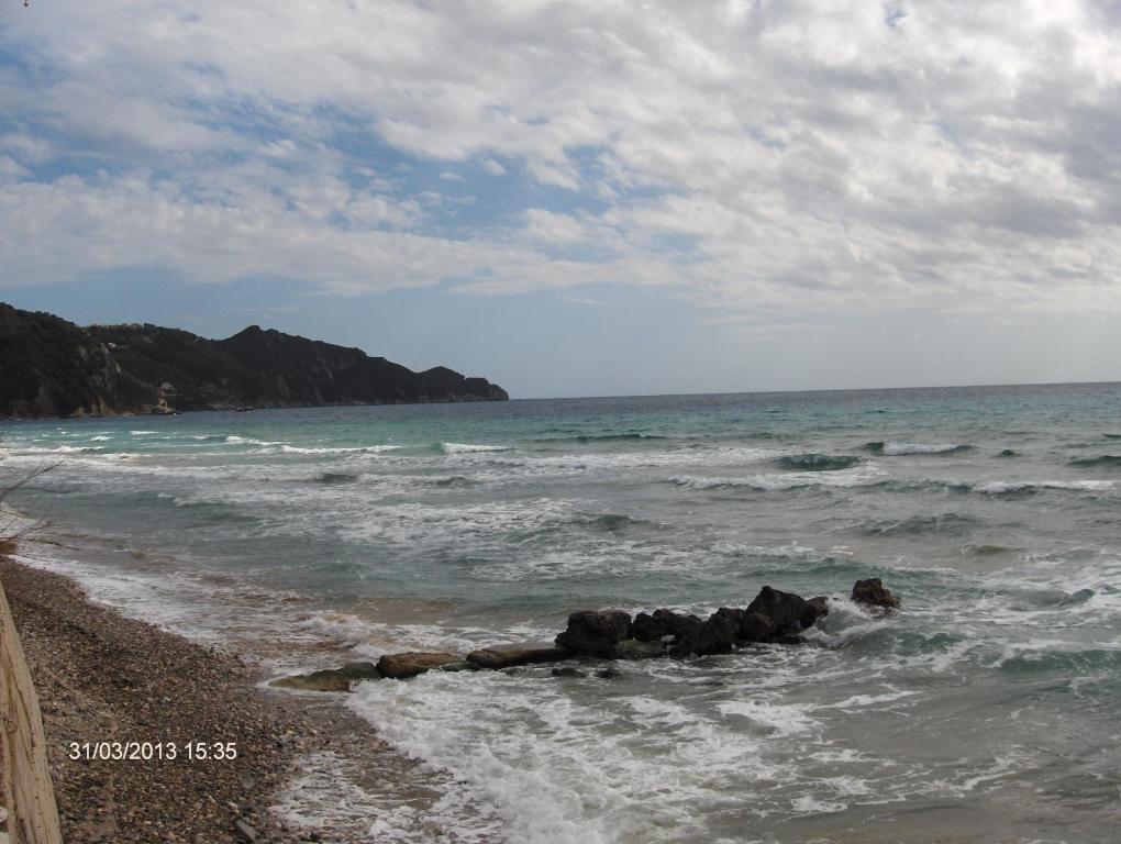 Feakes Apartments Arillas  Exterior foto